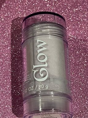 GLOW jeans Face & Body Highlighter Hard Stick — Silver-Grey